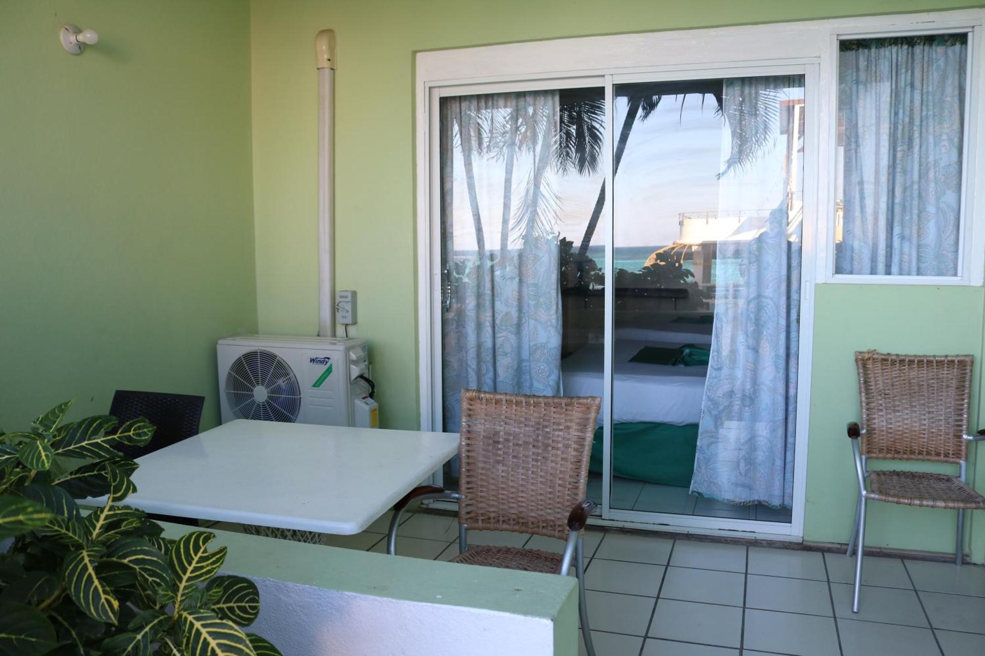 Hotel Ocean Palms Ocho Ríos Exterior foto